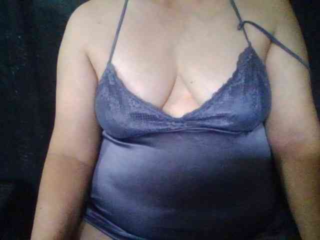 HotSqrt4u webcam
