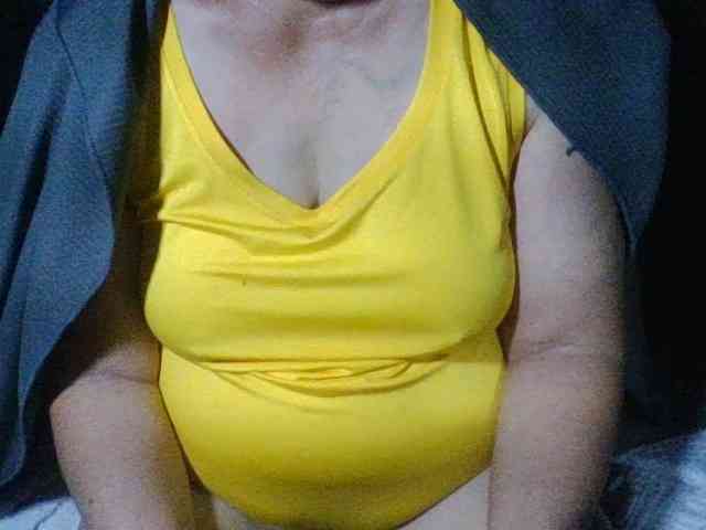 HotSqrt4u webcam