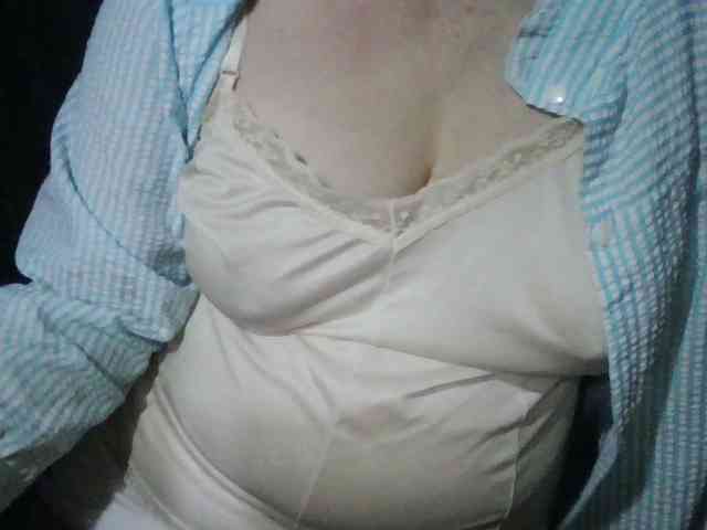 HotSqrt4u webcam