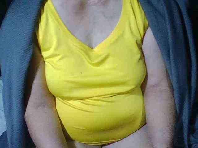 HotSqrt4u webcam