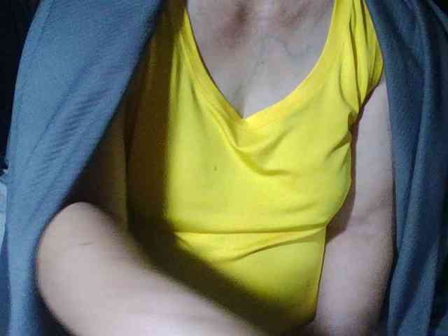 HotSqrt4u webcam