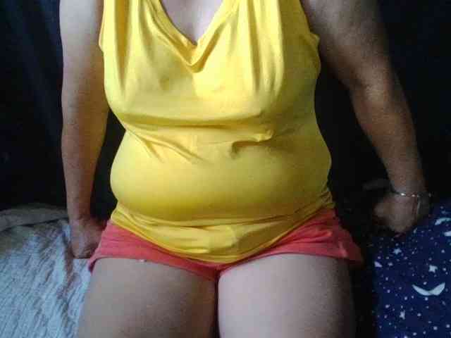 HotSqrt4u webcam