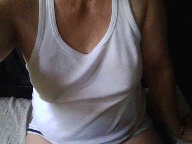 HotSqrt4u webcam