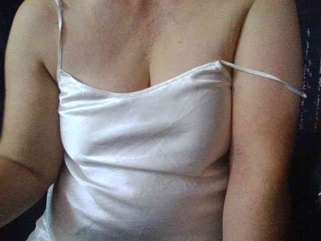 HotSqrt4u webcam