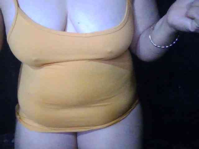 HotSqrt4u webcam