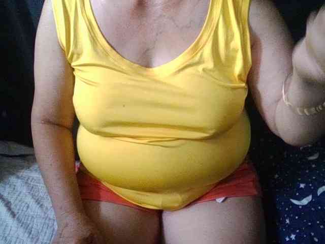 HotSqrt4u webcam