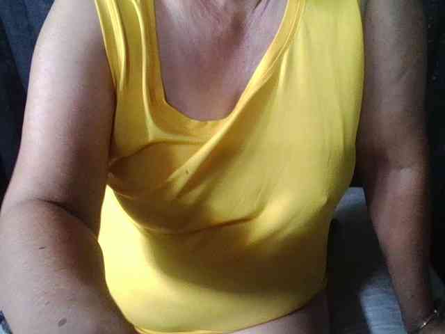 HotSqrt4u webcam