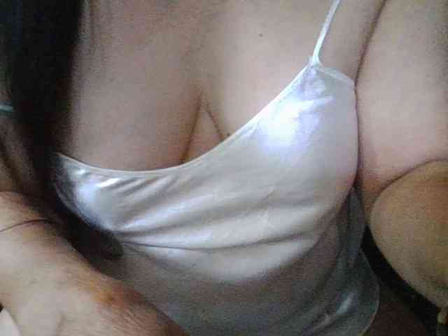 HotSqrt4u webcam