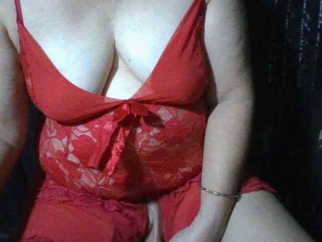 HotSqrt4u webcam