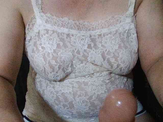 HotSqrt4u webcam
