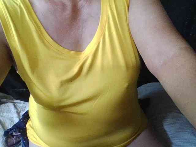 HotSqrt4u webcam