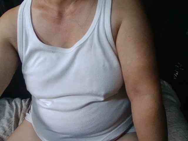HotSqrt4u webcam