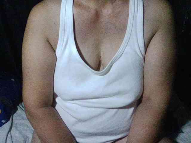 HotSqrt4u webcam