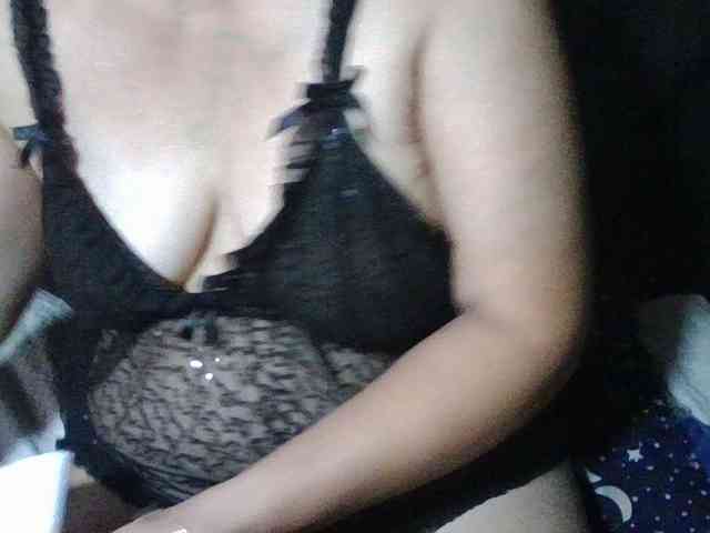 HotSqrt4u webcam