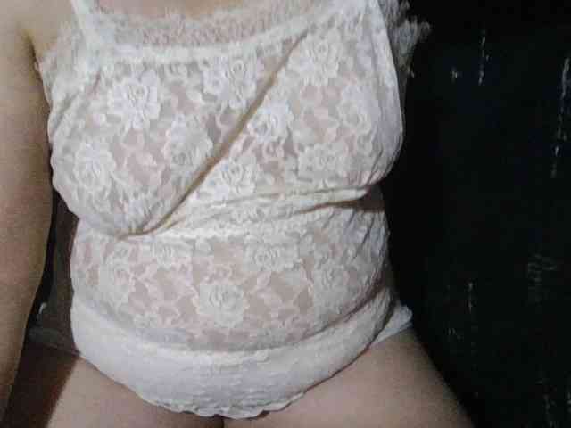 HotSqrt4u webcam