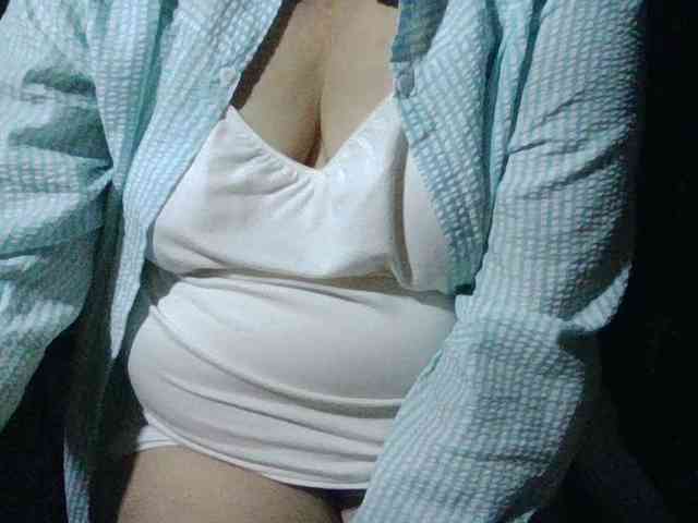 HotSqrt4u webcam