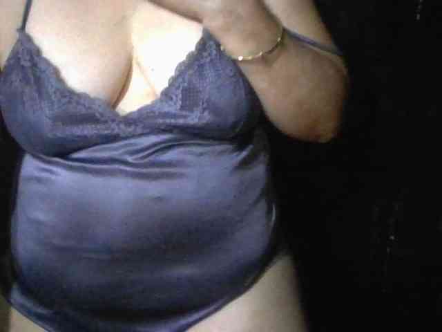 HotSqrt4u webcam