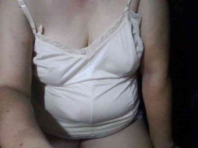 HotSqrt4u webcam