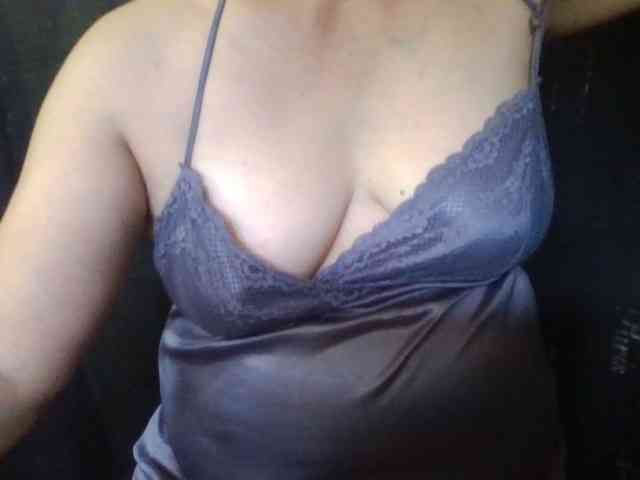 HotSqrt4u webcam