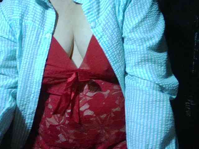 HotSqrt4u webcam