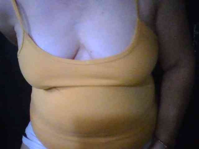 HotSqrt4u webcam