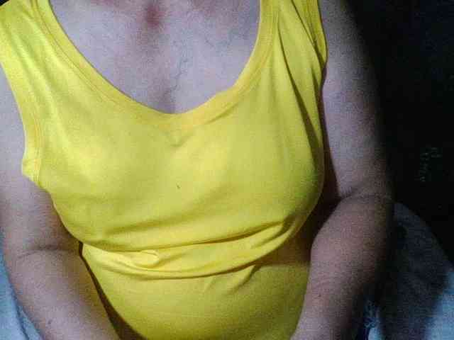 HotSqrt4u webcam
