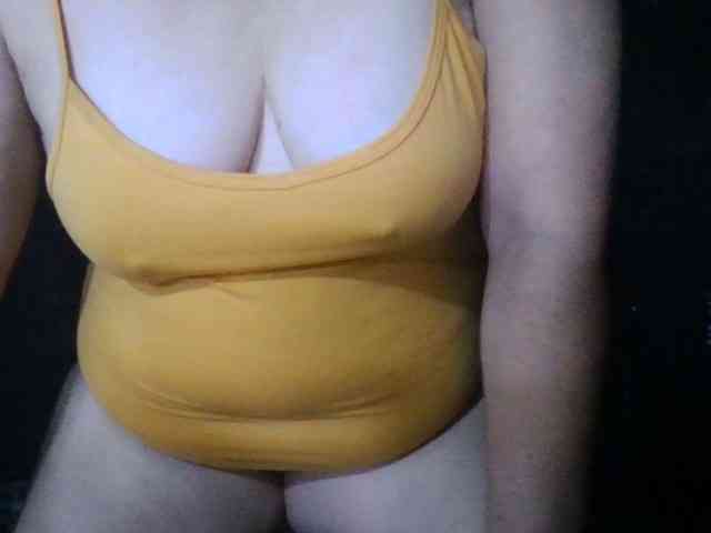 HotSqrt4u webcam