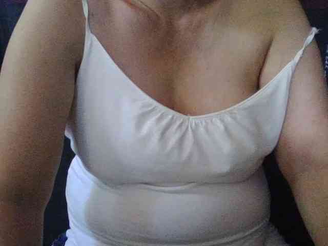 HotSqrt4u webcam