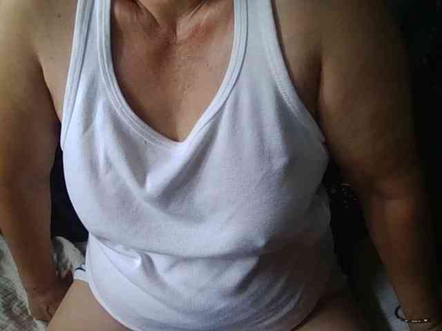 HotSqrt4u webcam