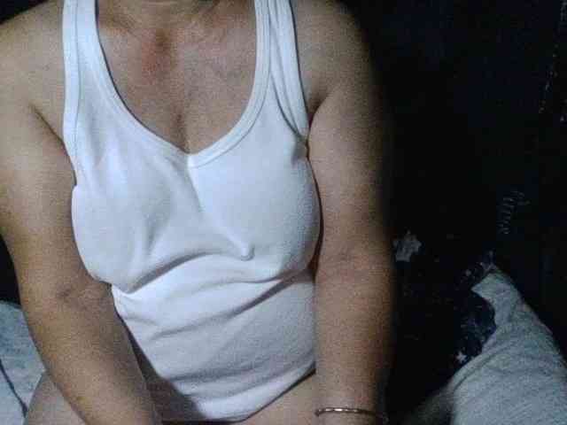 HotSqrt4u webcam