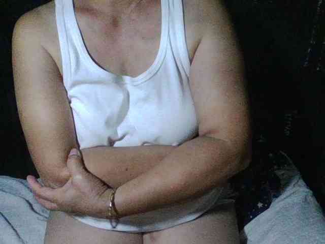 HotSqrt4u webcam
