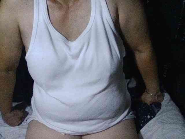 HotSqrt4u webcam