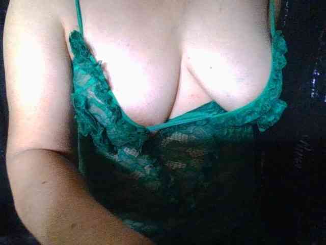 HotSqrt4u webcam