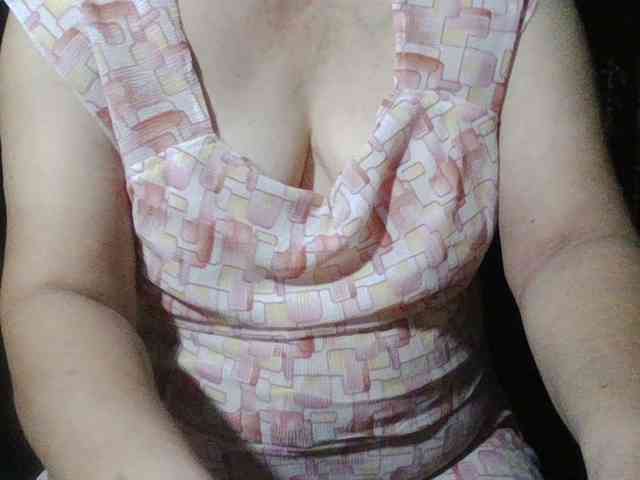 HotSqrt4u webcam