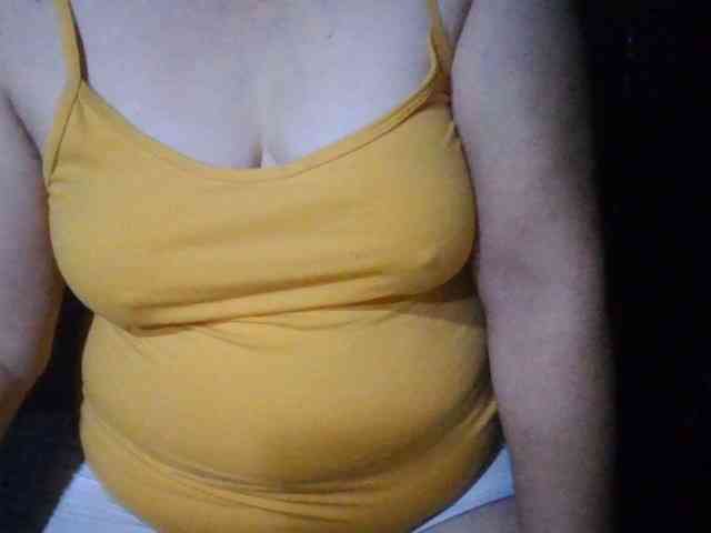HotSqrt4u webcam