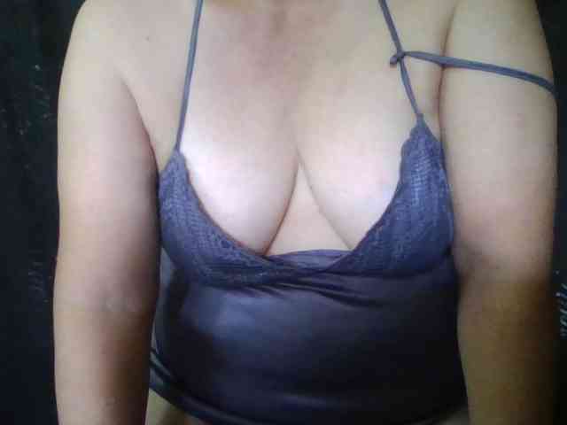 HotSqrt4u webcam