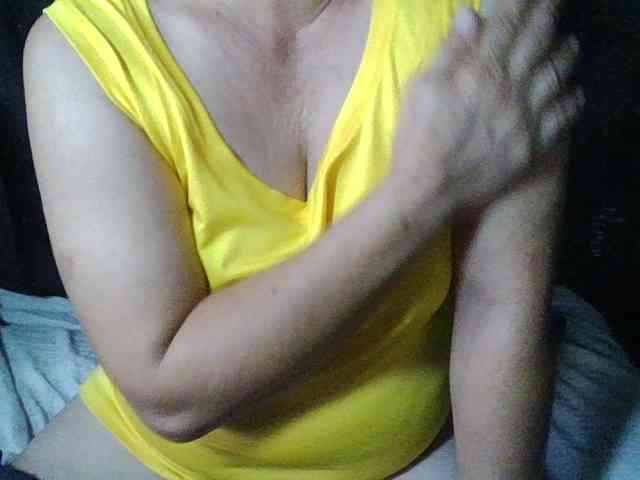 HotSqrt4u webcam