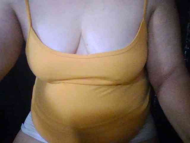 HotSqrt4u webcam