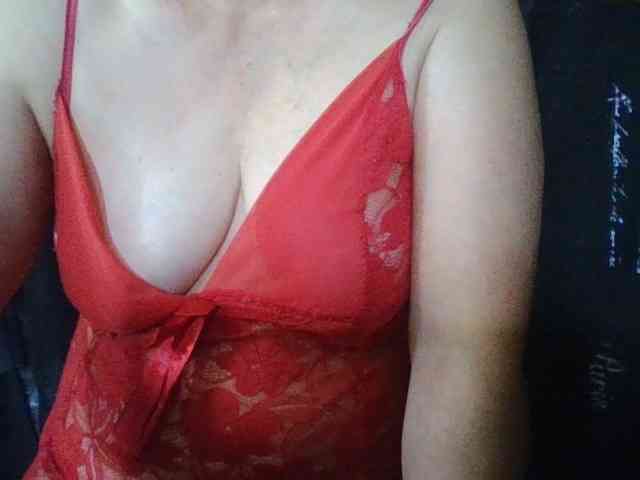 HotSqrt4u webcam