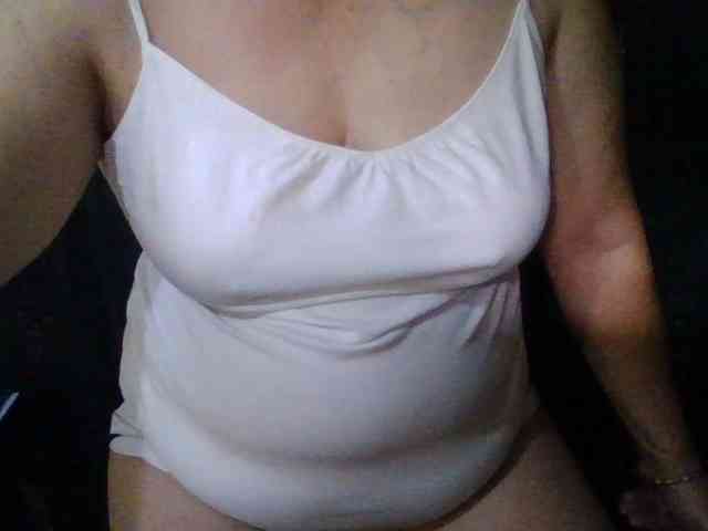 HotSqrt4u webcam