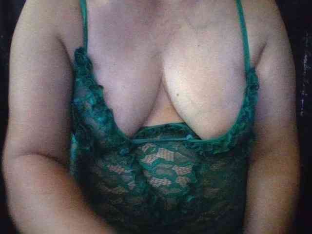 live sex chat free HotSqrt4u