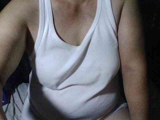 HotSqrt4u webcam