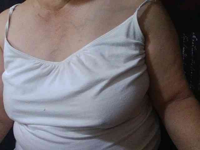 HotSqrt4u webcam