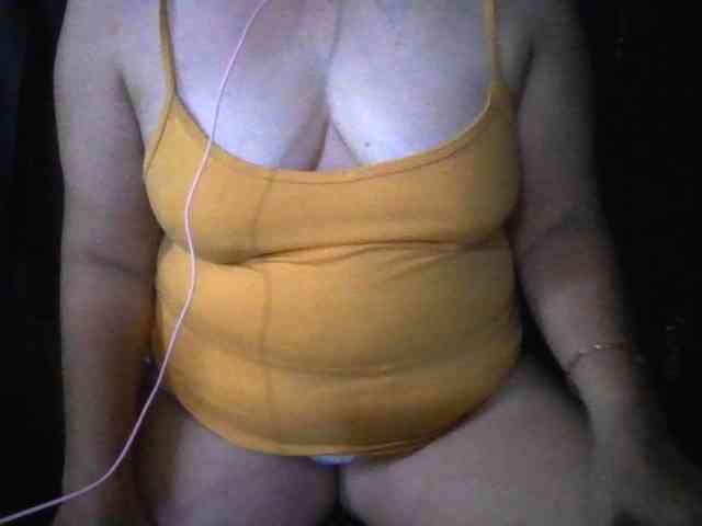 HotSqrt4u webcam