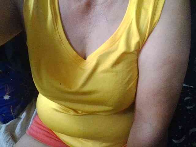 HotSqrt4u webcam