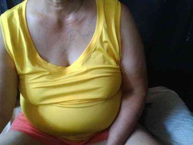 HotSqrt4u webcam