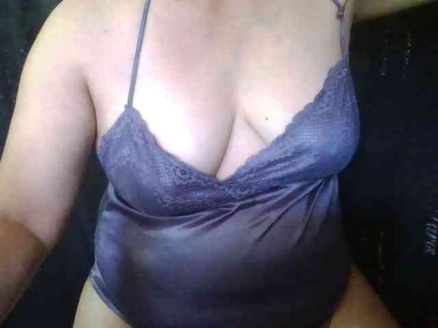 HotSqrt4u webcam