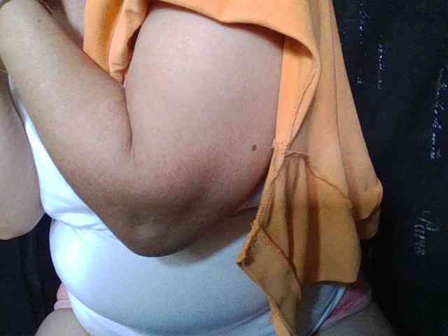 HotSqrt4u webcam
