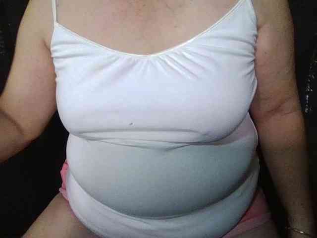 HotSqrt4u webcam