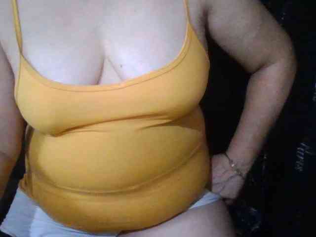 HotSqrt4u webcam